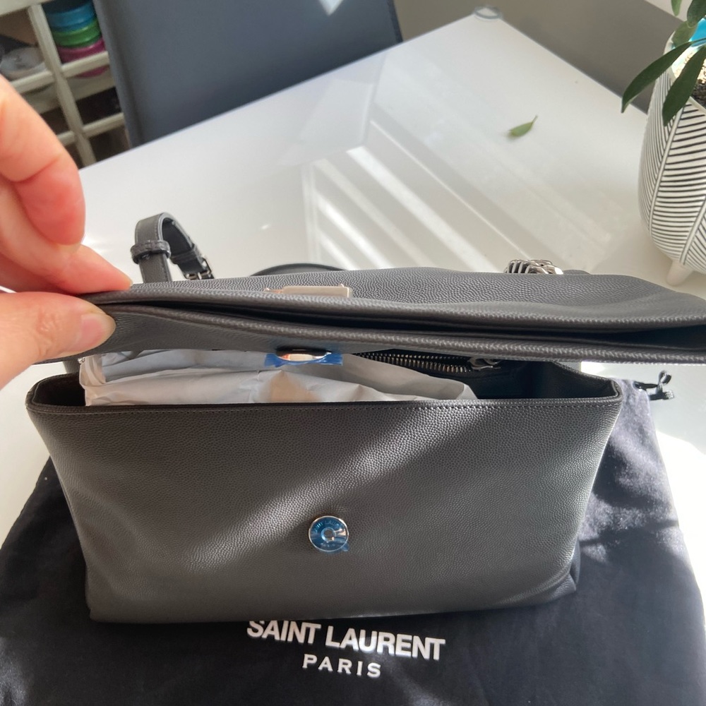 YSL Handbag - Picture 9 of 15